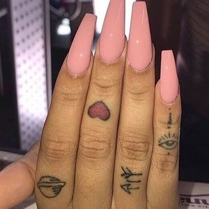 Meet your Posher, Mia